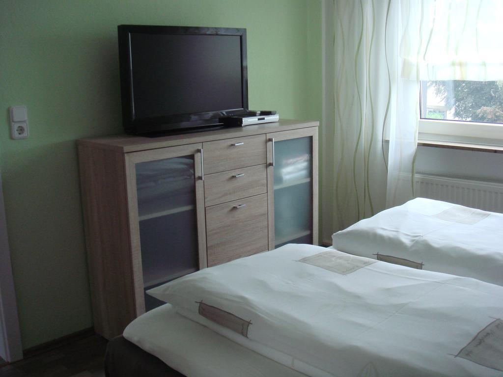 Ferien- Messewohnung Naehe Koeln-Messe Flughafen Bonn Rosrath Ngoại thất bức ảnh