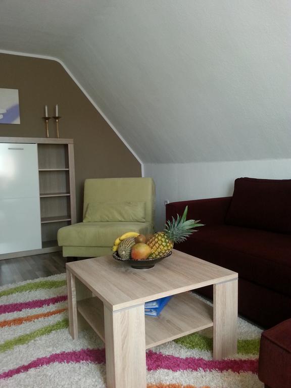 Ferien- Messewohnung Naehe Koeln-Messe Flughafen Bonn Rosrath Ngoại thất bức ảnh