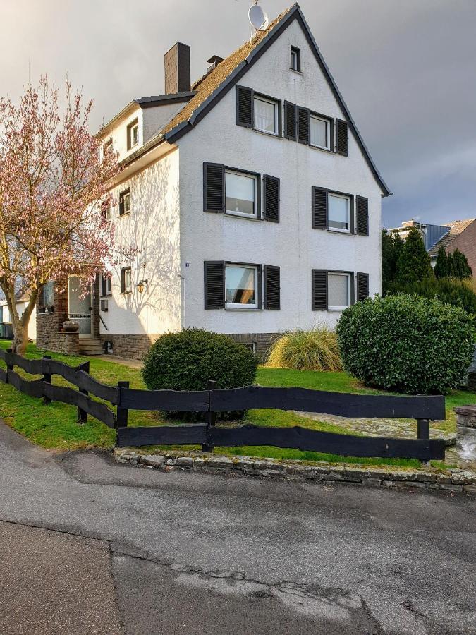Ferien- Messewohnung Naehe Koeln-Messe Flughafen Bonn Rosrath Ngoại thất bức ảnh